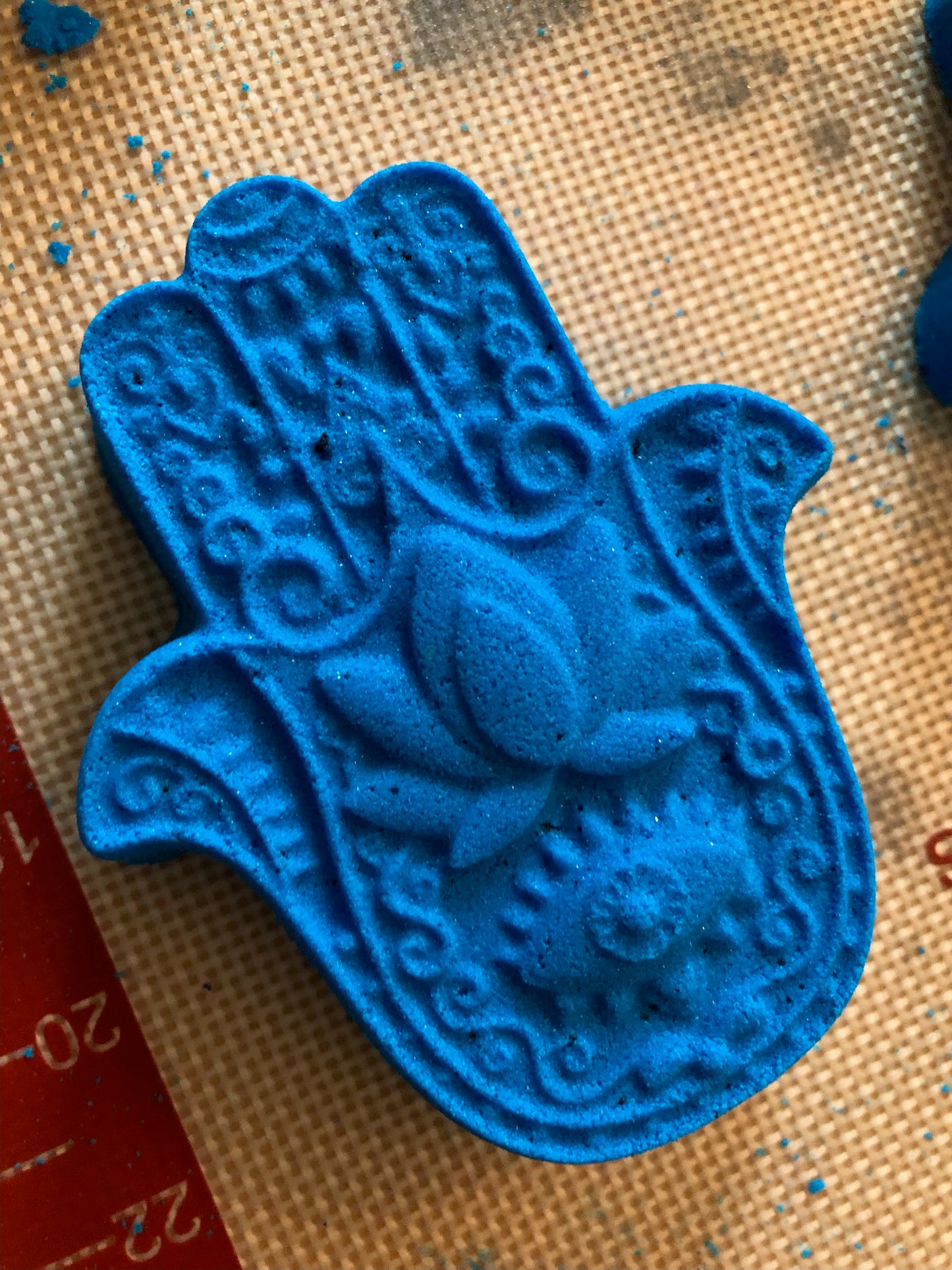Hamsa Bathbomb